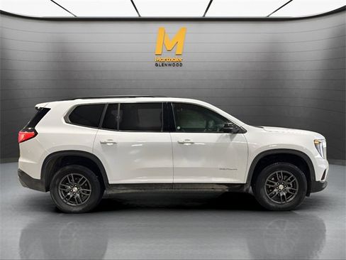 Used 2025 GMC Acadia Elevation image 9