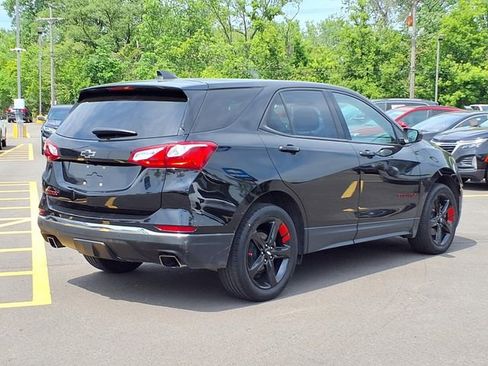 Used 2020 Chevrolet Equinox LT FWD image 2