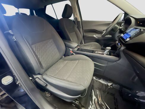 Used 2021 Nissan Kicks SV FWD image 16