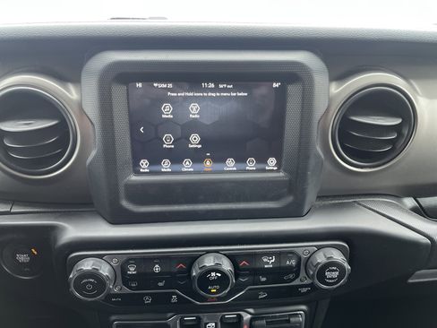 Used 2020 Jeep Wrangler Unlimited Sport image 27