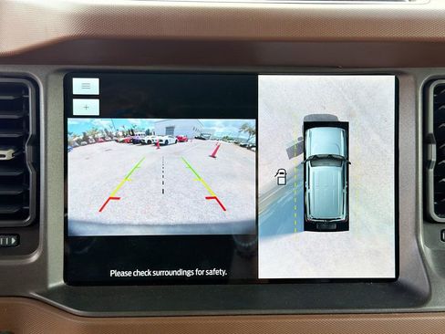 Used 2024 Ford Bronco Outer Banks image 35