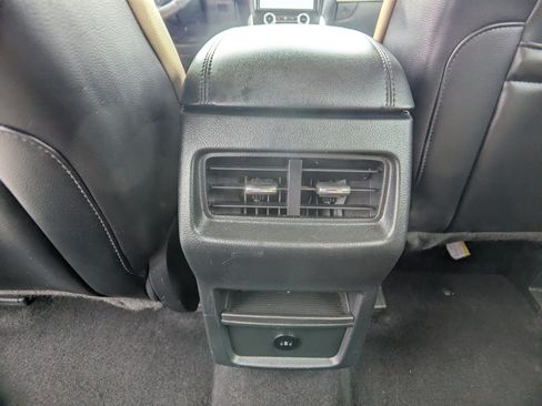 Used 2024 Ford Edge SEL AWD/4WD image 15