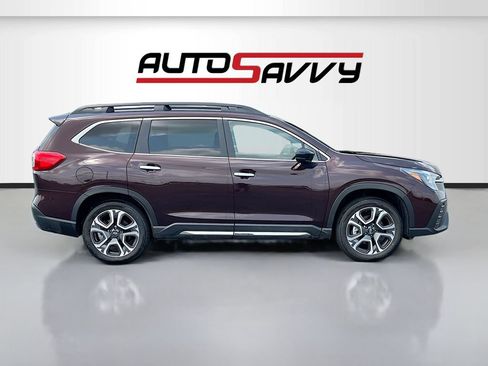 Used 2025 Subaru Ascent Touring AWD/4WD image 8
