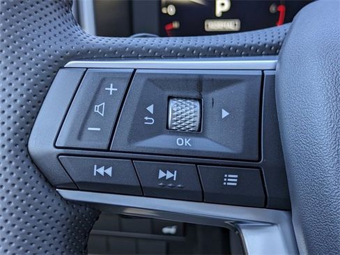 New 2025 Mitsubishi Outlander SE image 29