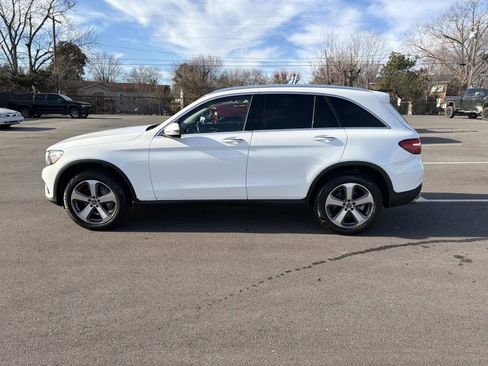 Used 2019 Mercedes-Benz GLC 300 4MATIC image 16