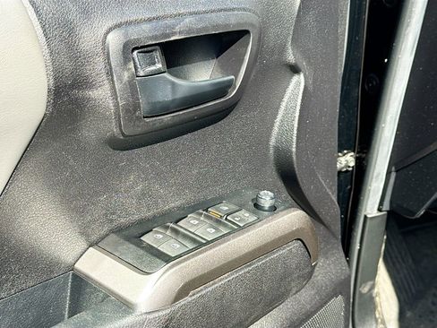 Used 2023 Toyota Tacoma SR5 w/ SX Package image 20