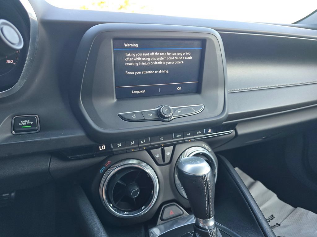 Used 2020 Chevrolet Camaro LT RWD image 16