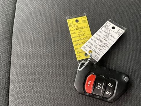 Used 2022 Jeep Wrangler Unlimited Sport image 35