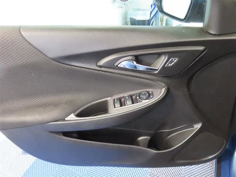 Used 2024 Chevrolet Malibu LS FWD image 11