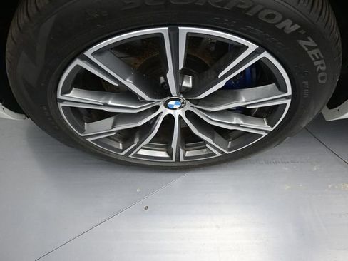Used 2020 BMW X5 M50i w/ Premium Package AWD/4WD image 16