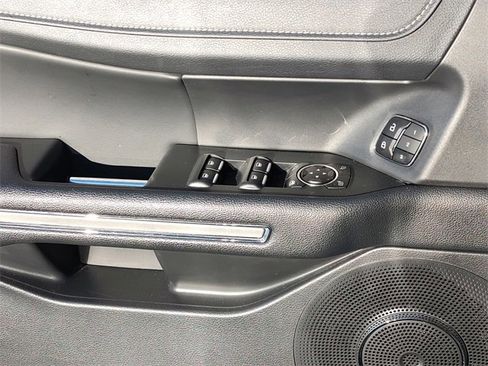 Used 2024 Ford Expedition Max XLT image 28