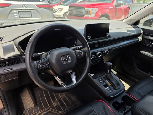 Used 2023 Honda CR-V EX image 3
