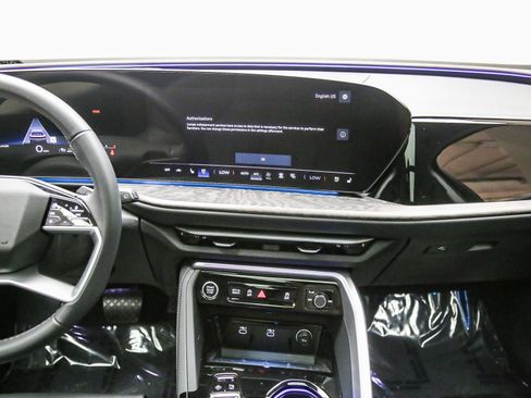 Certified 2025 Audi Q5 Premium w/ Premium Plus AWD/4WD image 14