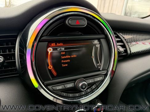 Used 2018 MINI Cooper S image 28