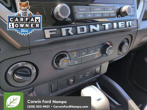 Used 2025 Nissan Frontier SV AWD/4WD image 17