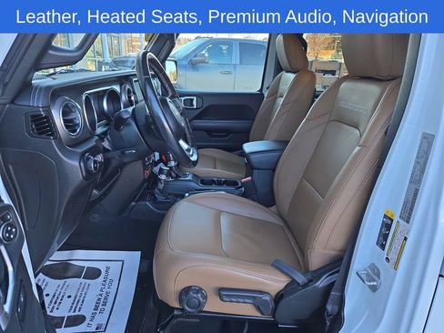 Used 2022 Jeep Wrangler Unlimited Rubicon w/ LED Lighting Group AWD/4WD image 13