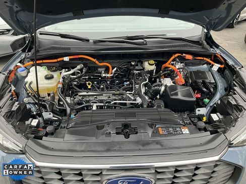 Used 2025 Ford Escape SE image 11