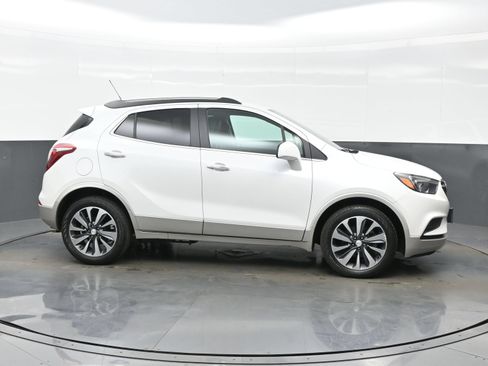 Used 2021 Buick Encore Preferred FWD image 7