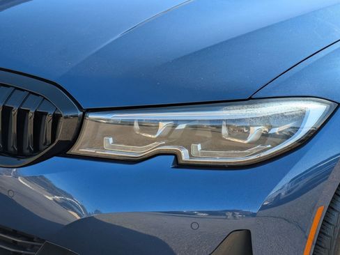 Used 2022 BMW 330i xDrive 330i xDrive image 10