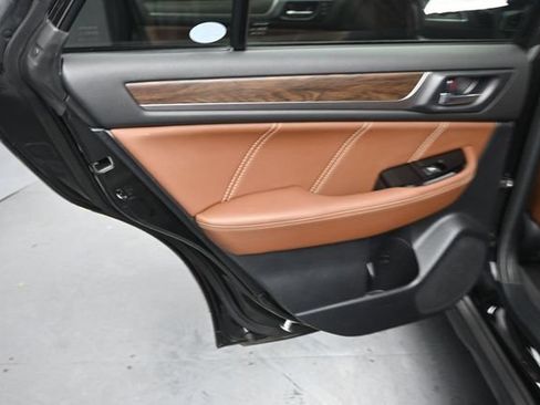 Used 2019 Subaru Outback 2.5i Touring w/ Popular Package #3A AWD/4WD image 25