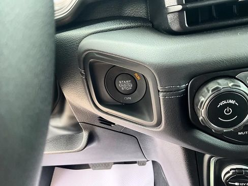 New 2026 Jeep Wrangler Unlimited Rubicon AWD/4WD image 20
