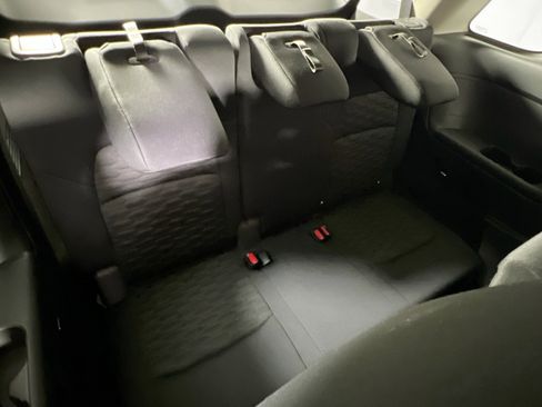 Used 2022 Nissan Pathfinder SV image 23