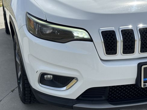 Used 2020 Jeep Cherokee Limited image 10