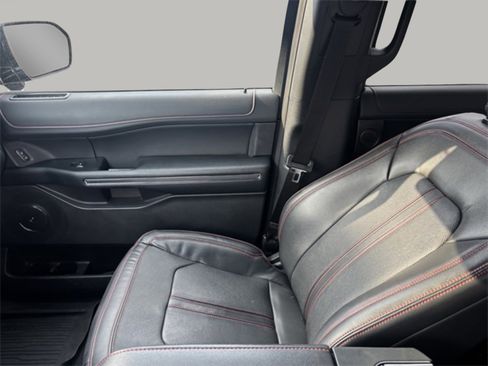 Used 2023 Ford Expedition Limited image 19