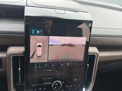 New 2026 GMC Yukon XL Denali Ultimate w/ LPO, Illumination Package image 15