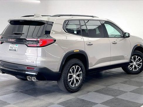 Used 2026 GMC Acadia AT4 w/ Luxury Package AWD/4WD image 13