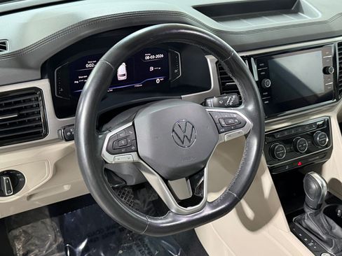 Used 2021 Volkswagen Atlas SEL FWD image 3