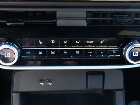 Used 2024 Honda Prologue EX image 27