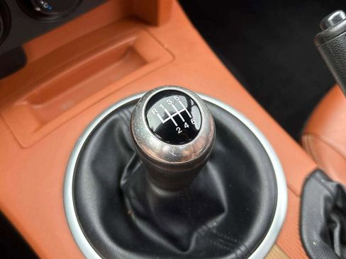 Used 2006 MAZDA MX-5 Miata Grand Touring w/ Suspension Pkg image 44