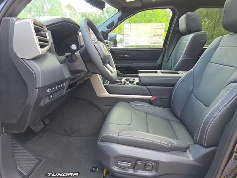 New 2026 Toyota Tundra Limited AWD/4WD image 24