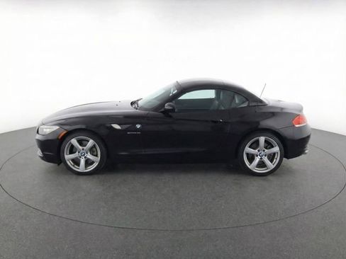 Used 2011 BMW Z4 sDrive30i image 5