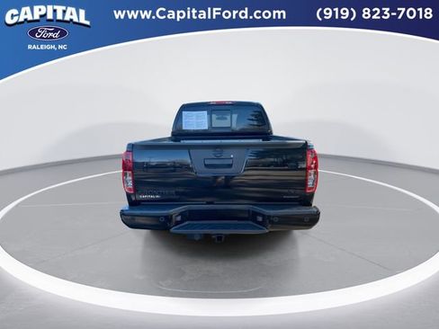 Used 2019 Nissan Frontier SV w/ Value Truck Package image 7