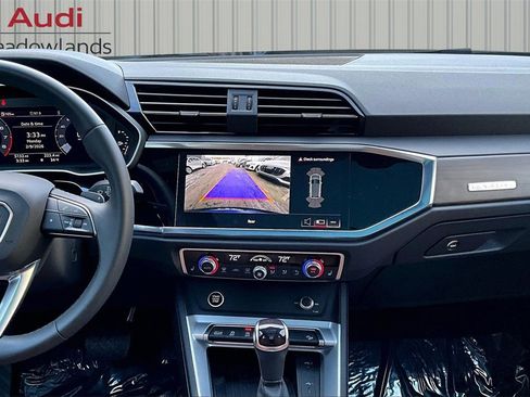 Used 2025 Audi Q3 2.0T Premium w/ Convenience Package image 9