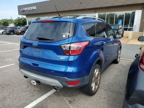 Used 2018 Ford Escape Titanium w/ Ford Safe & Smart Package AWD/4WD image 2