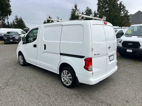 Used 2019 Nissan NV200 SV w/ Navigation Package image 5