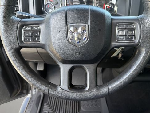 Used 2020 RAM 1500 Express w/ Express Value Package RWD image 15