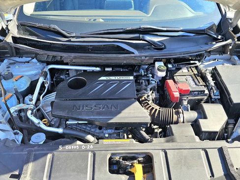 Used 2022 Nissan Rogue SV w/ SV Premium Package image 18