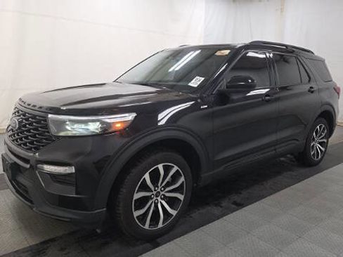 Used 2022 Ford Explorer ST-Line w/ Class IV Trailer Tow Package image 1