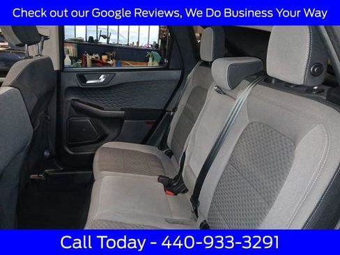 Used 2020 Ford Escape SE image 31