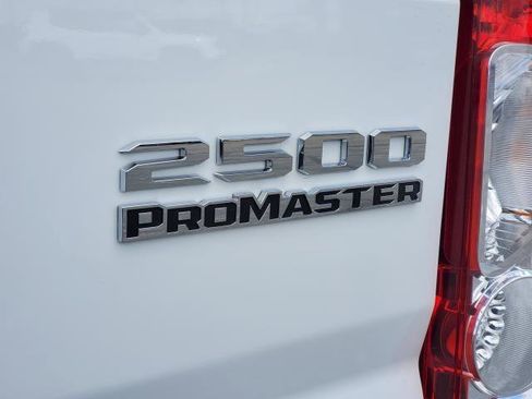 Used 2025 RAM ProMaster 2500 FWD image 25