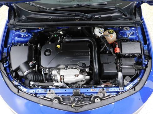 Used 2023 Chevrolet Malibu LT FWD image 12