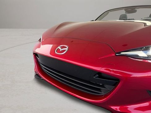 Used 2024 MAZDA MX-5 Miata Sport image 2