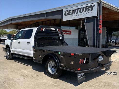 Used 2024 Ford F350 XL AWD/4WD image 6