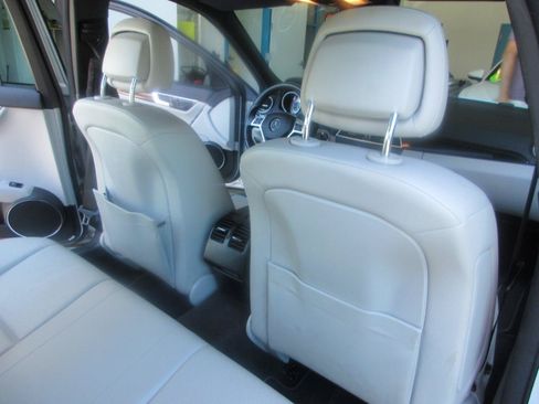 Used 2013 Mercedes-Benz C 350 Sport image 33