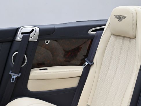 Used 2014 Bentley Continental GTC image 33