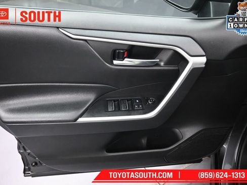 Used 2022 Toyota RAV4 XLE w/ Convenience Package AWD/4WD image 22